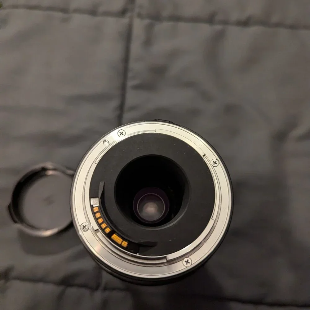 Tamron AF Aspherical 28-200mm f/3.8-5.6 71DE Lens Japan. In good condition.